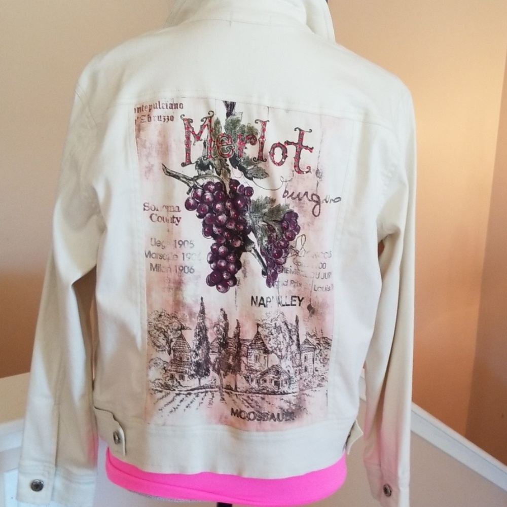 NAPA Valley Merlot Grape WINE Tasting Cream Jacket